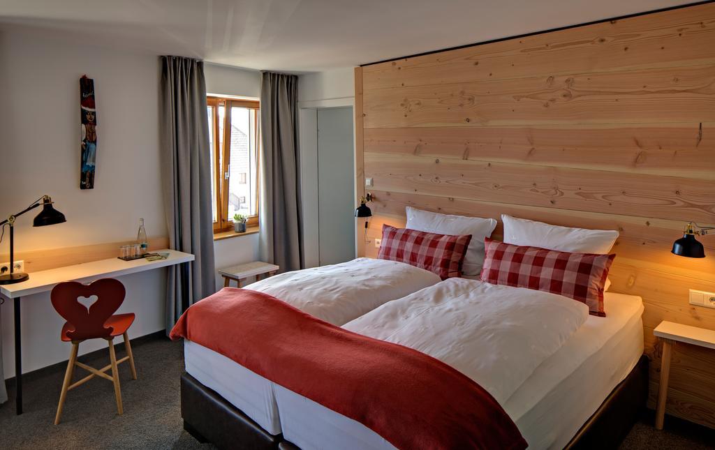 צל אם האמרשבאך Landhotel Gasthaus Zum Pflug מראה חיצוני תמונה