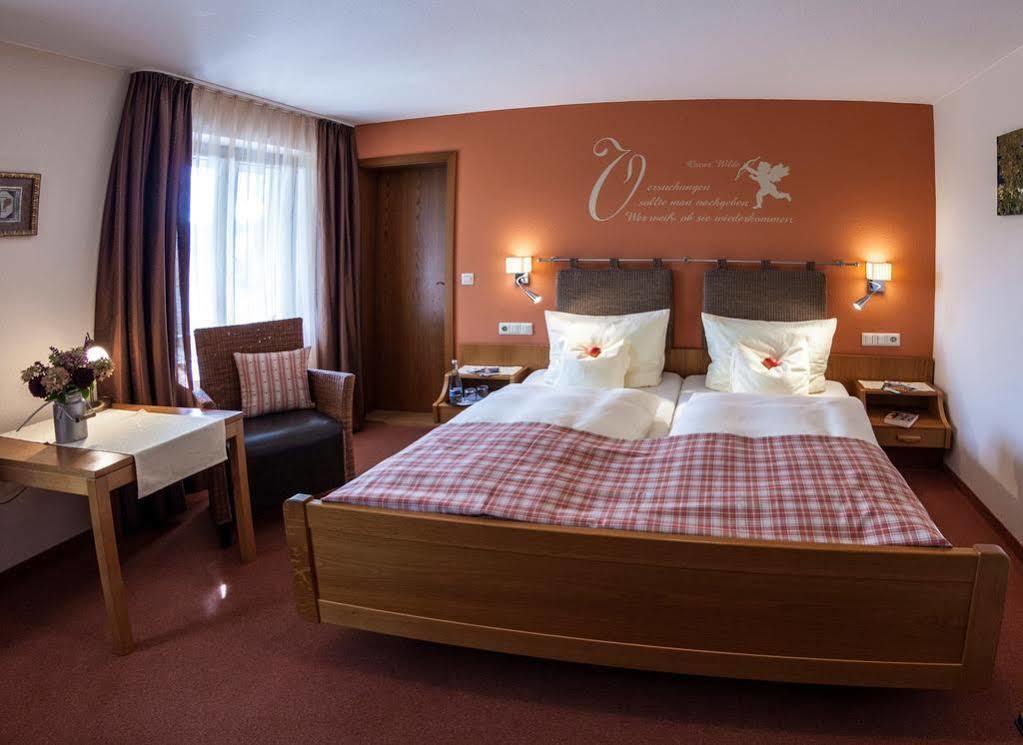 צל אם האמרשבאך Landhotel Gasthaus Zum Pflug מראה חיצוני תמונה