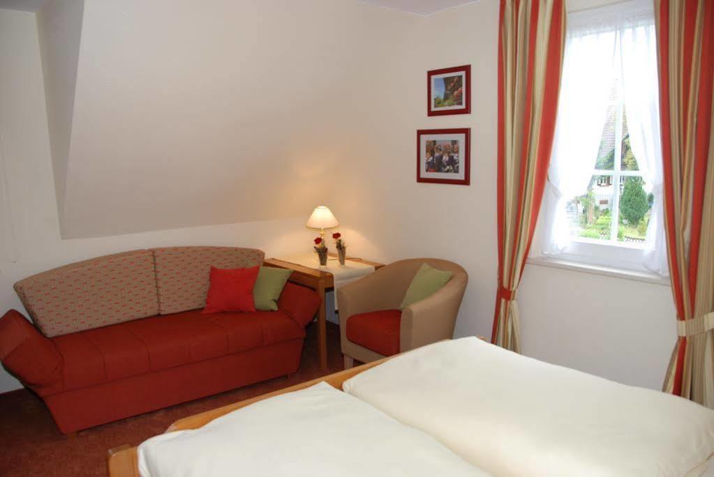 צל אם האמרשבאך Landhotel Gasthaus Zum Pflug מראה חיצוני תמונה